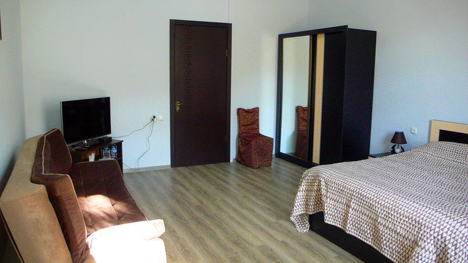Hotel Newland Chiatura Buitenkant foto