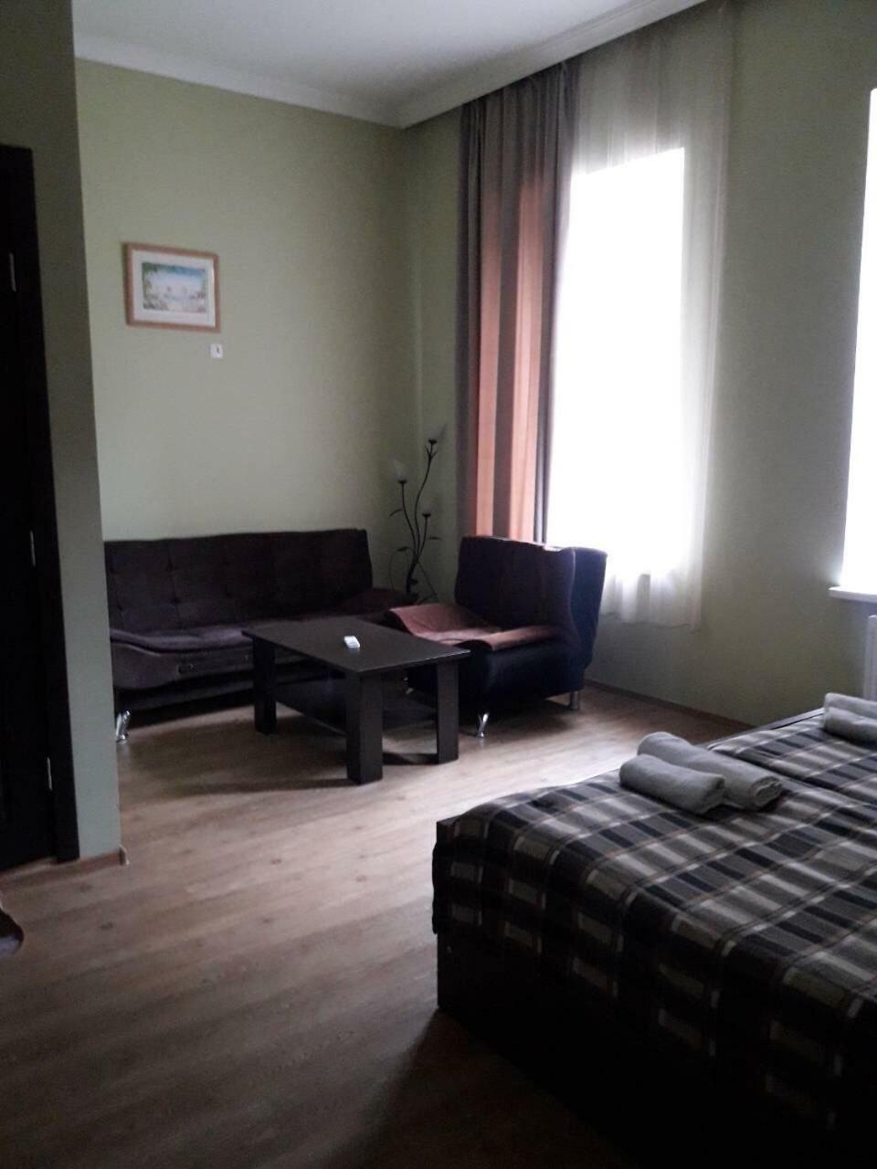 Hotel Newland Chiatura Buitenkant foto